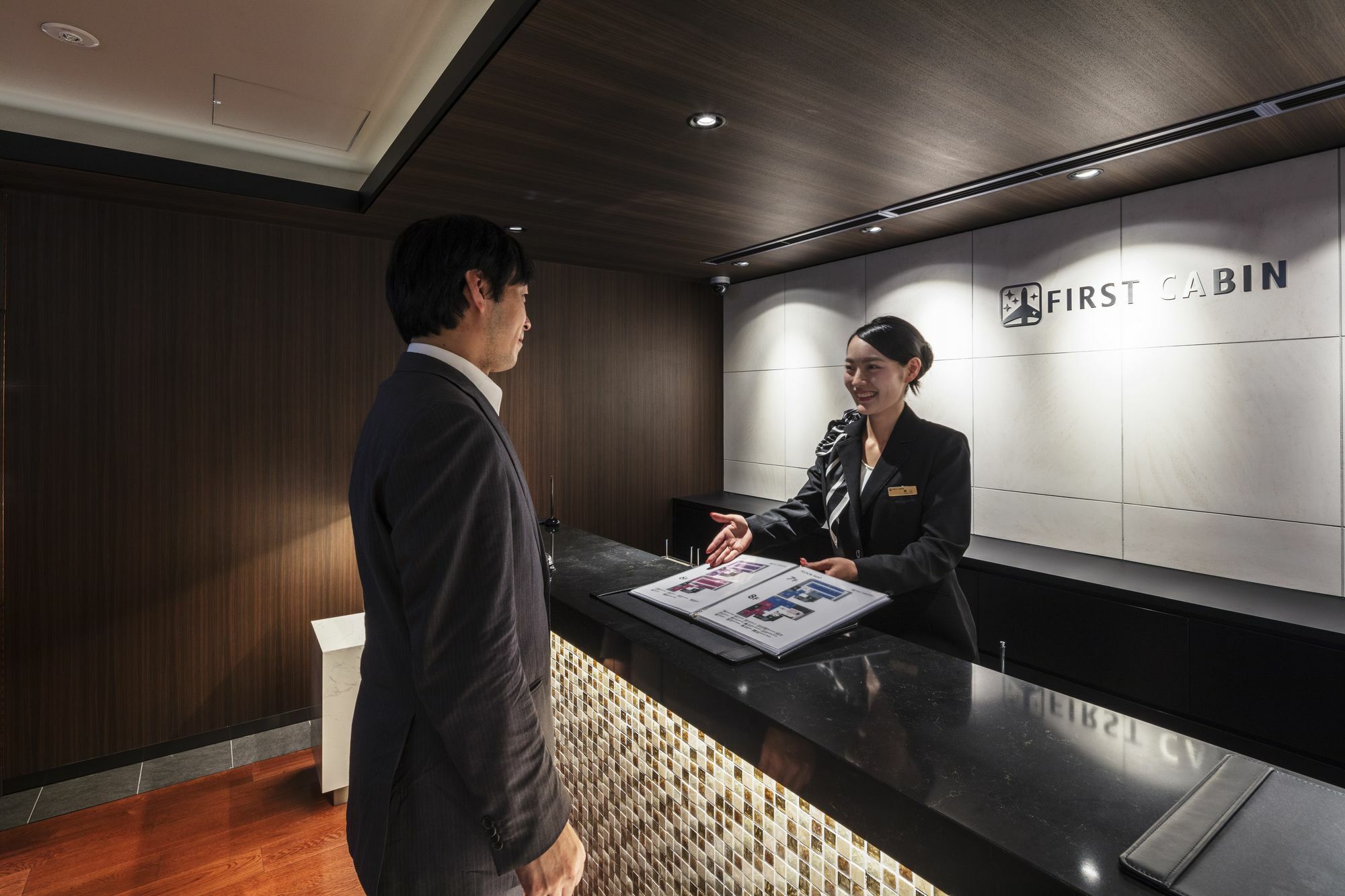 First Cabin Nishiazabu Präfektur Tokio Exterior foto