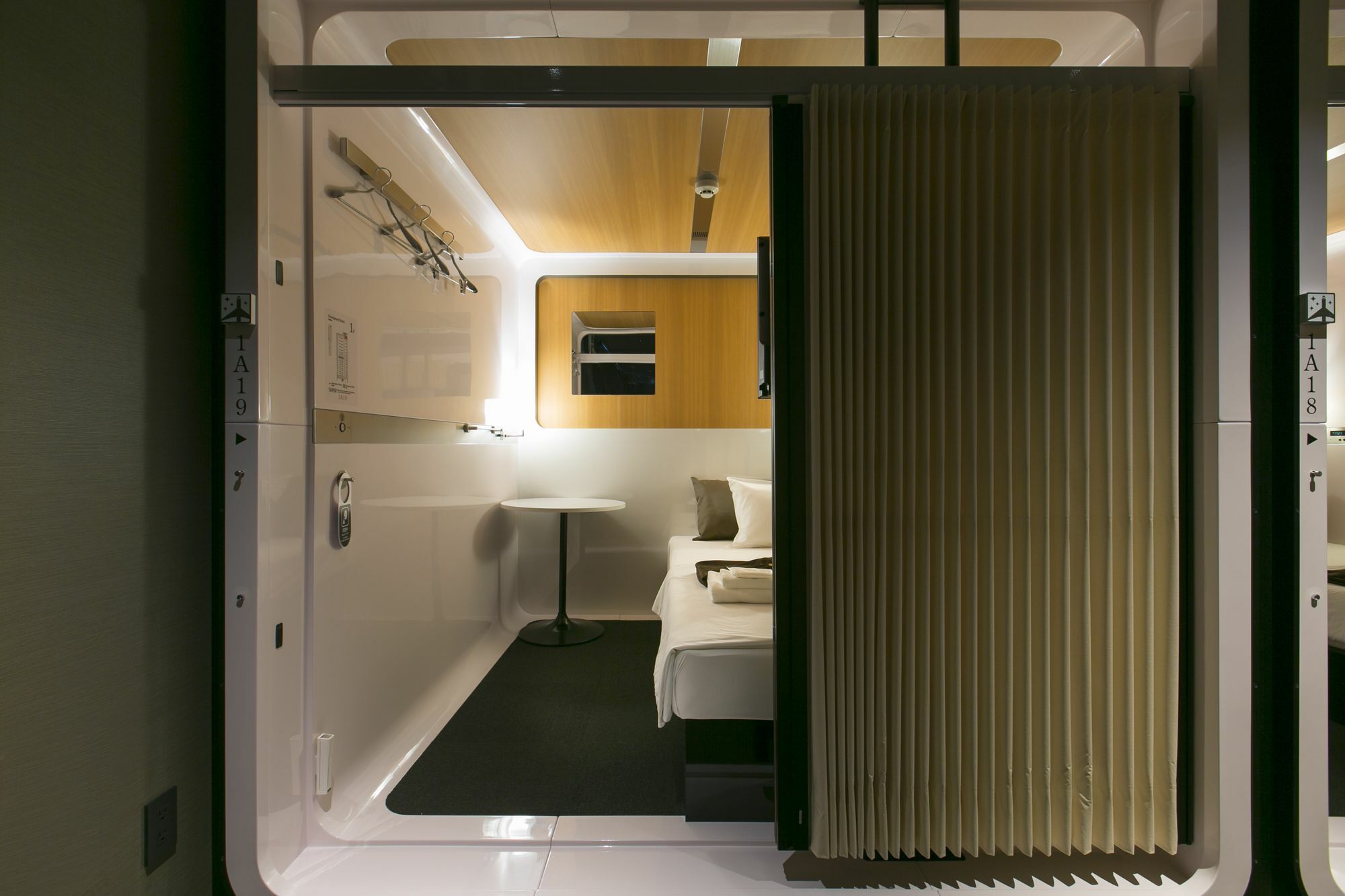 First Cabin Nishiazabu Präfektur Tokio Exterior foto
