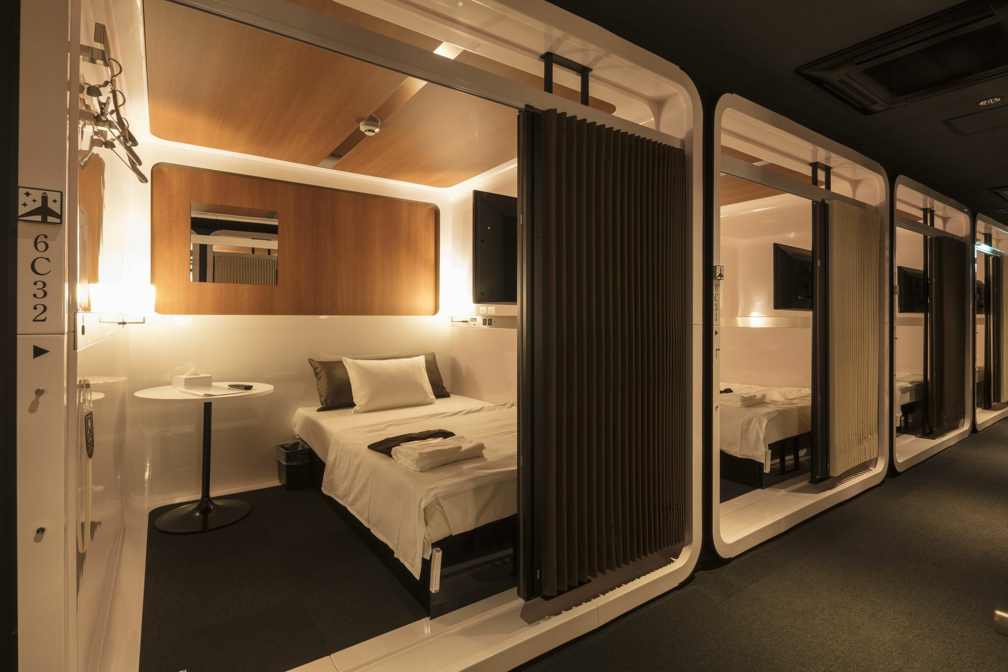 First Cabin Nishiazabu Präfektur Tokio Exterior foto